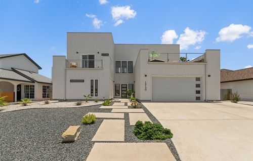 15130 Reales Dr, Corpus Christi, TX, 78418-6961 | Card Image