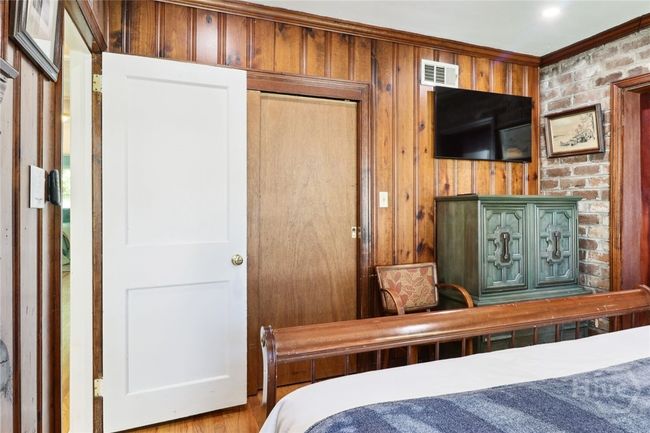 1616 Skidaway Rd, House other with 5 bedrooms, 3 bathrooms and null parking in Savannah GA | Image 44