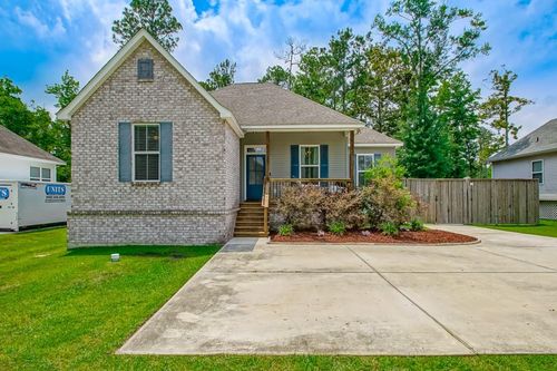 61113 Jade St, Lacombe, LA, 70445-3022 | Card Image