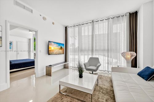 apt-503-50 S Pointe Dr, Miami Beach, FL, 33139-4773 | Card Image
