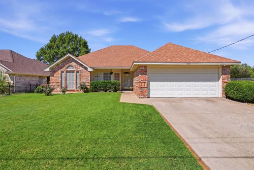 1400 Spanish Trail Dr, Granbury, TX, 76048-2708 | Card Image