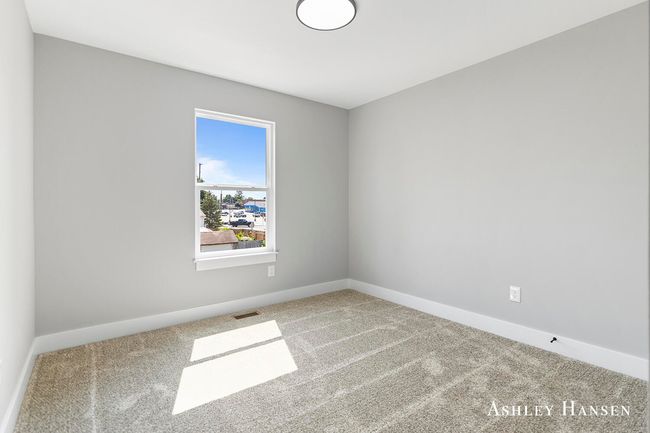 86 Chase Court Nw, House other with 3 bedrooms, 3 bathrooms and null parking in Kent City MI | Image 21
