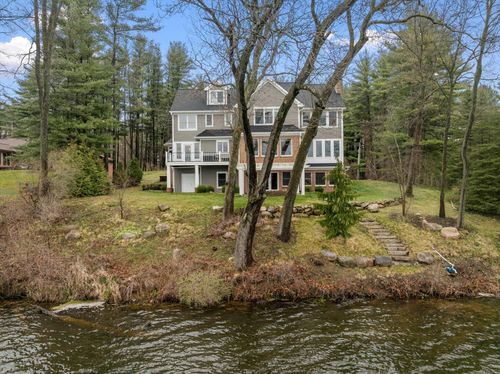 55755 Davis Ln, Dowagiac, MI, 49047-8717 | Card Image