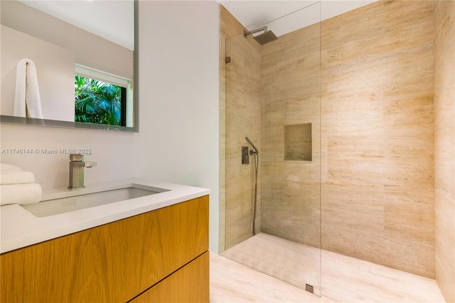 250 Ocean Blvd, House other with 8 bedrooms, 10 bathrooms and null parking in Golden Beach FL | Image 83