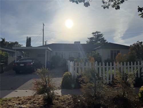 7323 Amestoy Ave, Van Nuys, CA, 91406-2513 | Card Image