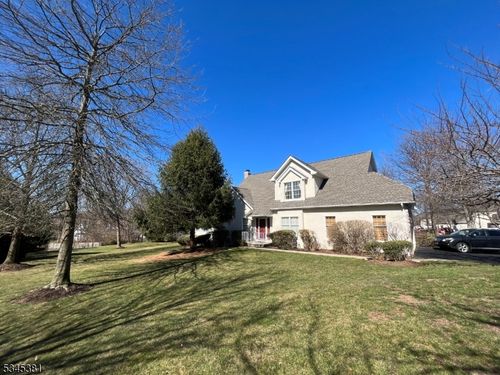 43 Georgetown Ct, Basking Ridge, NJ, 07920-4243 | Card Image