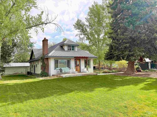 355 Highland Ave, Twin Falls, ID, 83301-7722 | Card Image