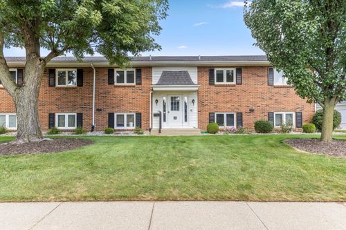 707 Andover Street Se, Kentwood, MI, 49548 | Card Image