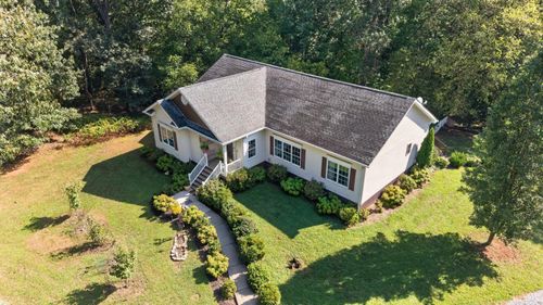 1030 Hunters Hollow Rd, Goode, VA, 24556-2116 | Card Image