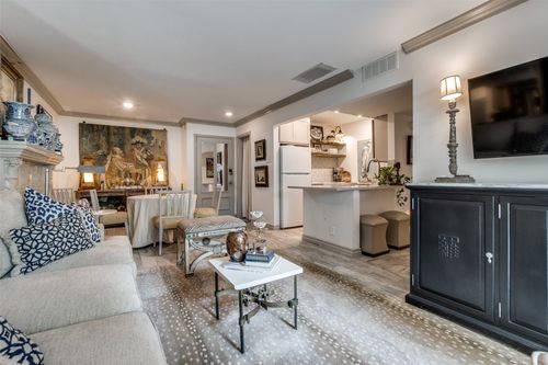 182-4851 Cedar Springs Rd, Dallas, TX, 75219-1210 | Card Image