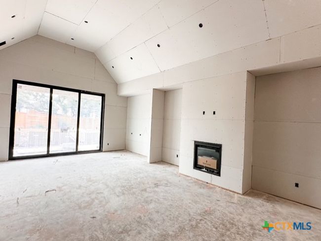 404 Jackson River Loop, House other with 4 bedrooms, 5 bathrooms and null parking in Kyle TX | Image 4