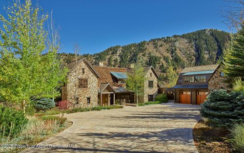 864 Moore Dr, Aspen, CO, 81611-3411 | Card Image