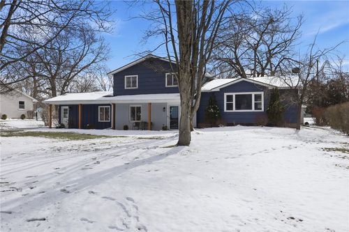 93 Parkmeadow Dr, Pittsford, NY, 14534-2654 | Card Image