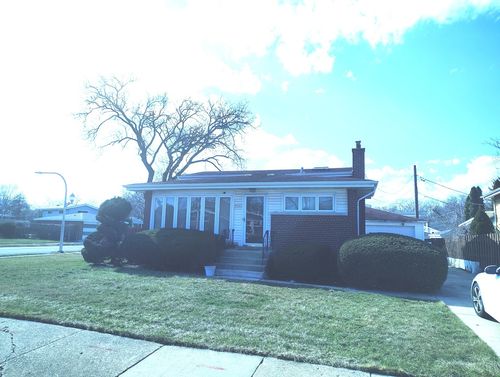8550 S Avalon Ave, Chicago, IL, 60619-6446 | Card Image
