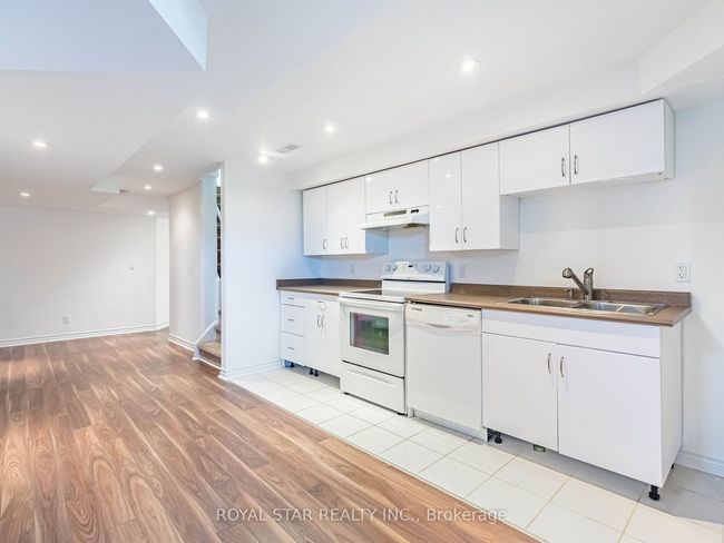 BASEMNT - 2 Lourakis St, House other with 2 bedrooms, 2 bathrooms and 2 parking in Richmond Hill ON | Image 9