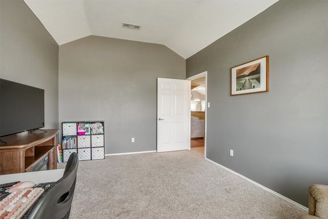 Office or game room with plenty of space. | Image 30