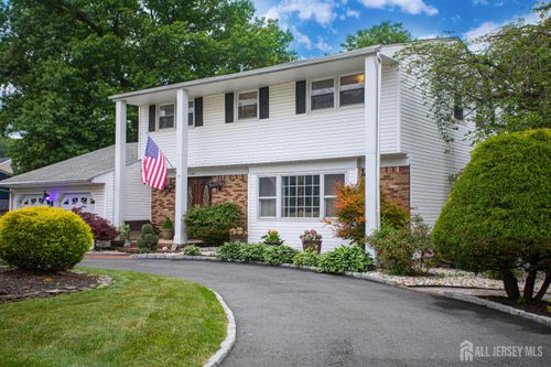 1 Stradford Rd, Parlin, NJ, 08859-1630 | Card Image