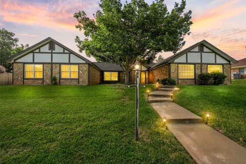 8202 Whippoorwill Dr, Woodway, TX, 76712-3412 | Card Image
