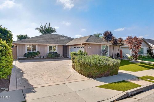 9466 Santa Maria St, Ventura, CA, 93004-1740 | Card Image