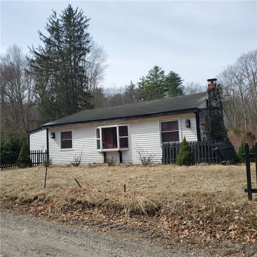 121 Dexter Ln, Scituate, RI, 02857-1305 | Card Image