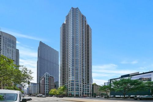 2908-400 N Lasalle Dr, Chicago, IL, 60654 | Card Image