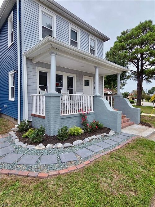 1370 Wool Ave, Portsmouth, VA, 23707-3516 | Card Image