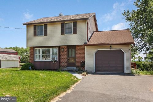 5396 Nor Bath Blvd, Northampton, PA, 18067-9062 | Card Image