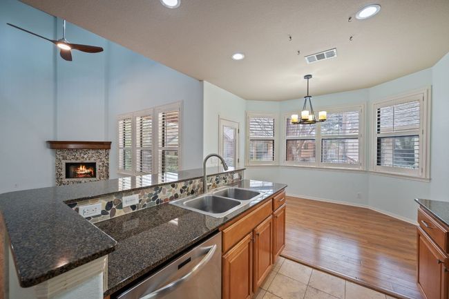 4229 Johns Light Dr, Condo with 3 bedrooms, 3 bathrooms and 4 parking in Austin TX | Image 11