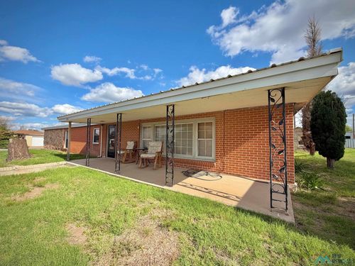 801 Avenue L, Eunice, NM, 88231-3573 | Card Image