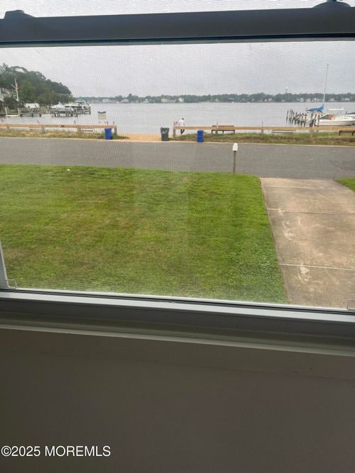 1606 Riviera Ave, Toms River, NJ, 08753-7058 | Card Image