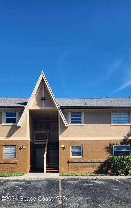 104 Preston Ln, MELBOURNE, FL, 32935-3407 | Card Image