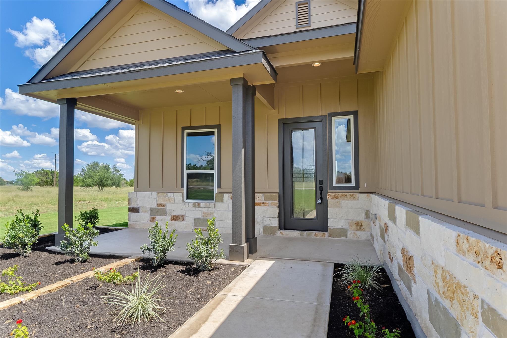 Residential in Bertram 3