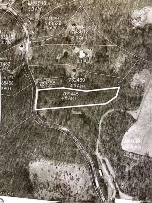 301 Van Wyck Lake Road, Fishkill, NY, 12524 | Card Image