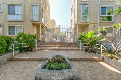 unit-32-116 W Maple St, Glendale, CA, 91204-4906 | Card Image