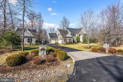 13210 Catharpin Valley Dr, GAINESVILLE, VA, 20155-4472 | Card Image