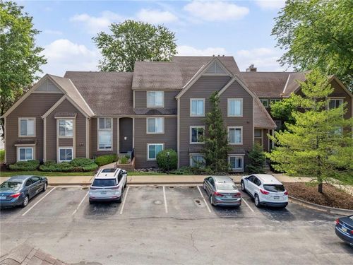 apt-302-11224 Nieman Rd, Overland Park, KS, 66210-3060 | Card Image