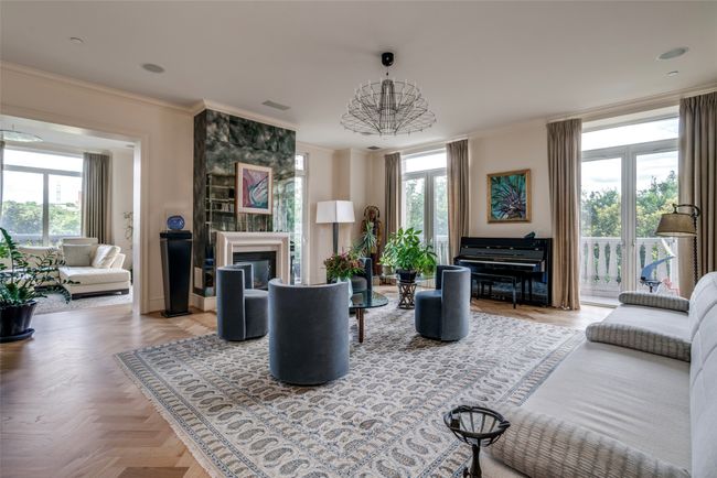 Living room opens to library and terraces. | Image 6