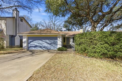 13016 Moorcroft Ln, Austin, TX, 78729-7815 | Card Image