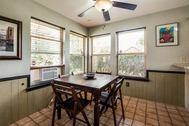 Breakfast area. | Image 9