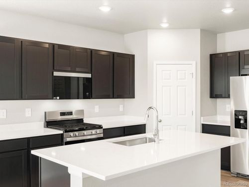 8940 Sedalia St, Commerce City, CO, 80022-9187 | Card Image