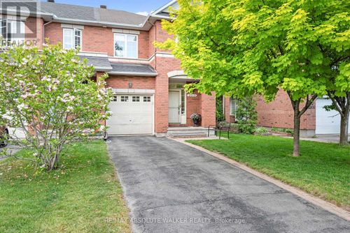 2010 Bergamot Circle, Ottawa, ON, K4A4R2 | Card Image