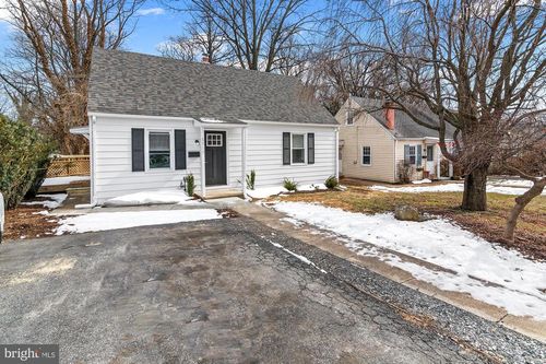 8517 Oakleigh Rd, PARKVILLE, MD, 21234-3727 | Card Image