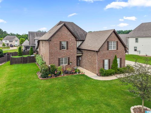 6051 Clubhouse Dr, Trussville, AL, 35173-3624 | Card Image