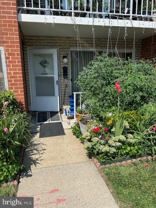 b8-809 Red Lion Rd, PHILADELPHIA, PA, 19115 | Card Image