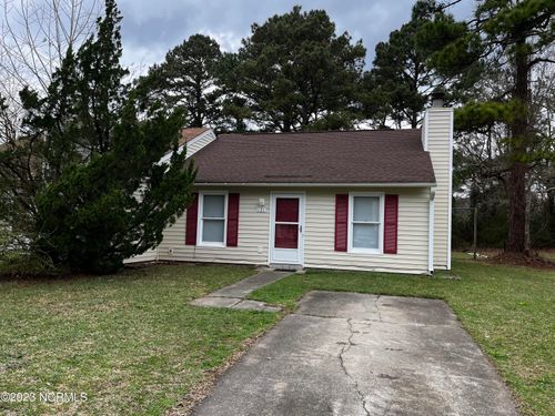 131 Twin Wood Dr, Havelock, NC, 28532-6902 | Card Image