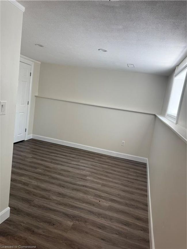 356 St Vincent St S, House other with 3 bedrooms, 2 bathrooms and 2 parking in Stratford ON | Image 6