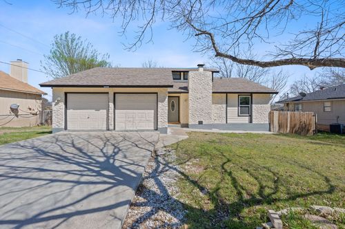 1002 Parkside Cir, Round Rock, TX, 78664-6955 | Card Image