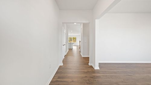 1123 White Willow Dr, spartanburg, SC, 29303-4452 | Card Image