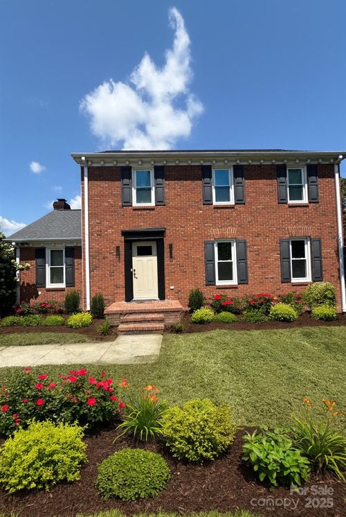 5304 King George Ct, Greensboro, NC, 27410-4024 | Card Image