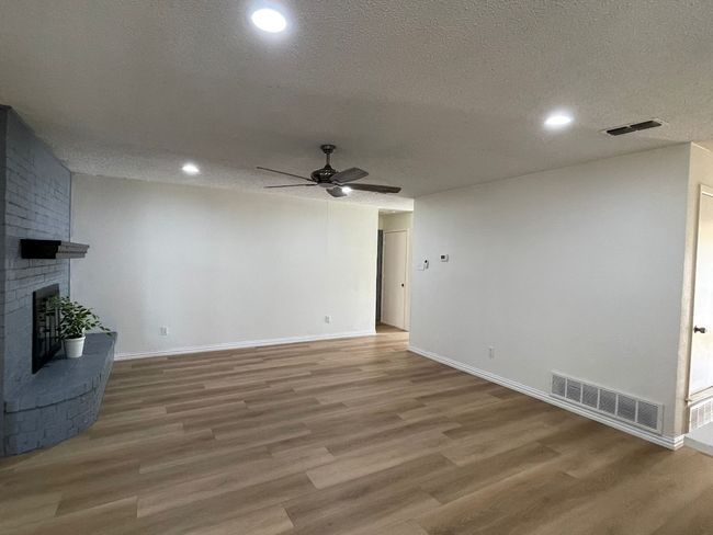 512 Andenwood Ct, House other with 3 bedrooms, 2 bathrooms and null parking in Everman TX | Image 5